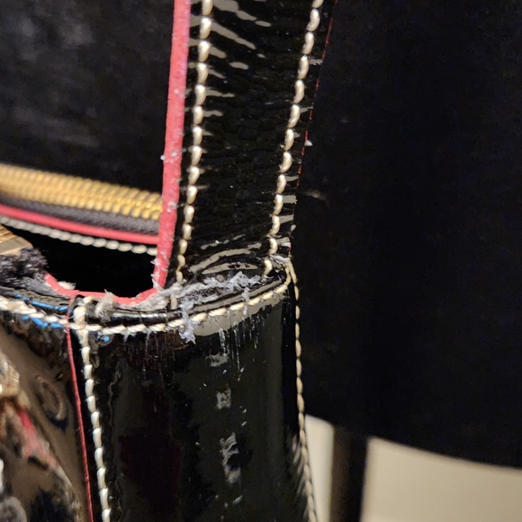 Arcadia Black Patent Leather Crossbody Bag - Picture 6 of 6